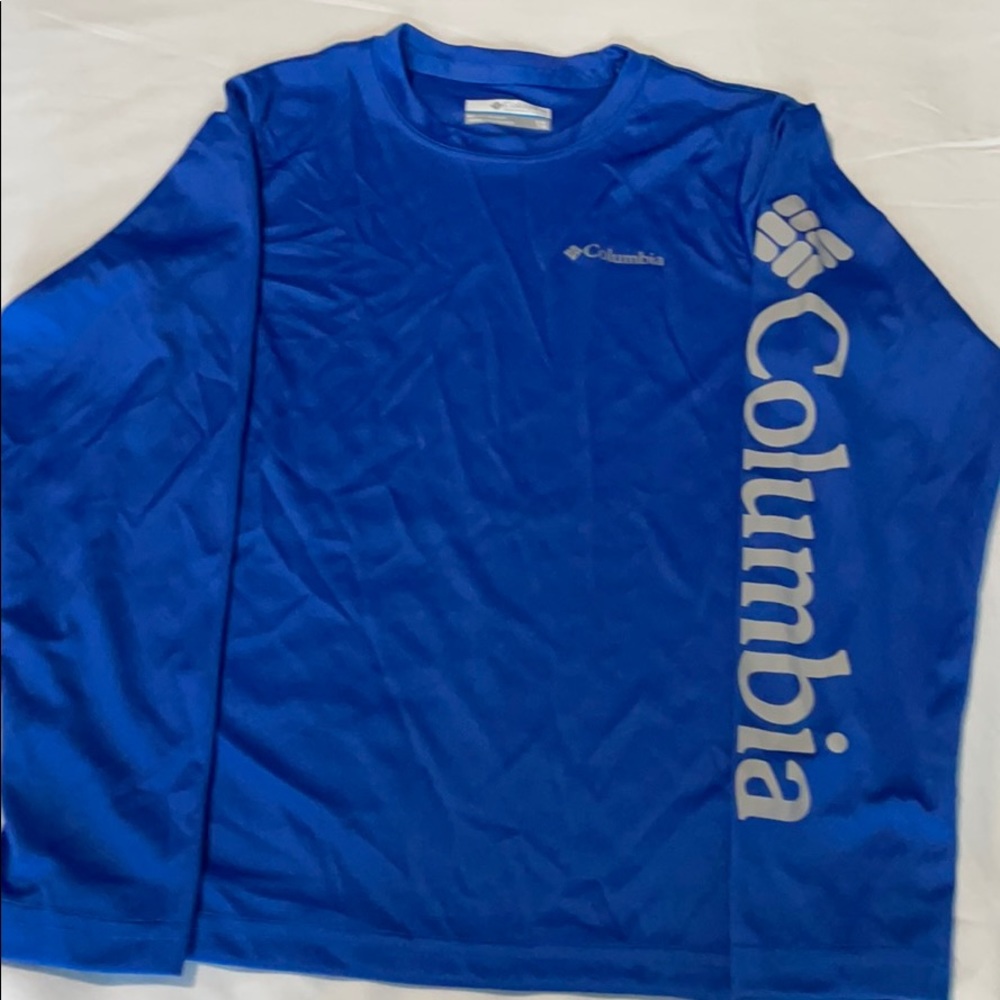 Shirts - Picture 3 of 10